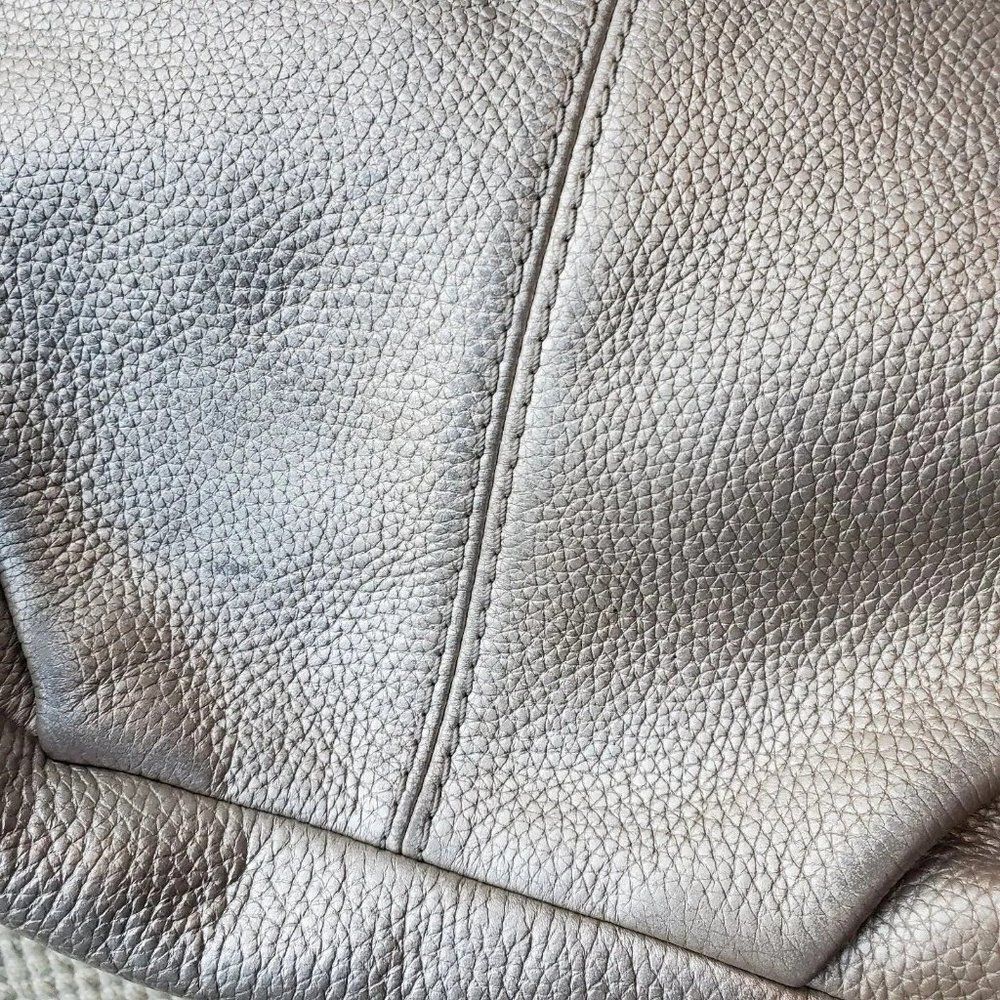 Coach F15064 Metallic Silver Leather Duffle Hobo Satchel Shoulder Purse Hand Bag - Picture 5 of 10